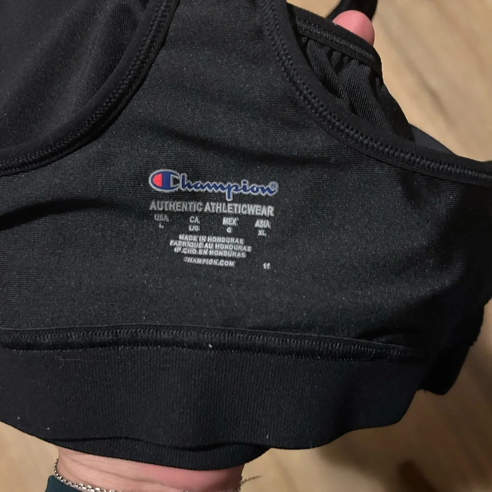 Champion Women's Classic Black Sports Bra Large